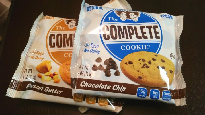Lenny & Larry's Complete Cookies in Chocolate Chip and Peanut Butter